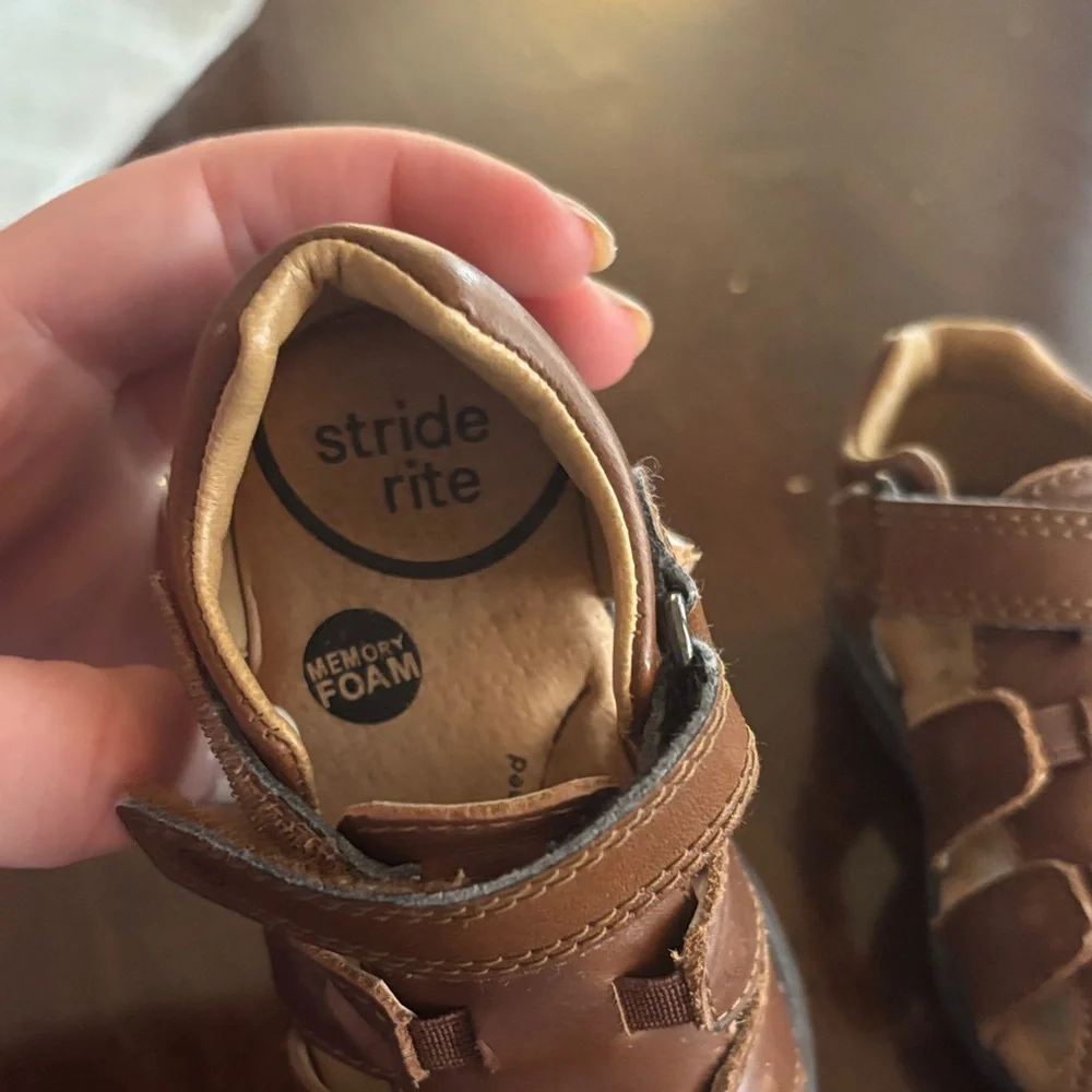 Stride Rite Archie Sandal - Picture 2 of 4